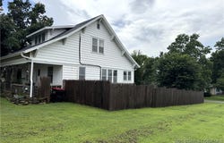 209 N Market Street, Lincoln, MO 65338