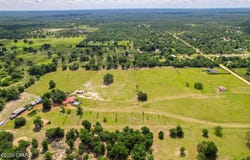 10201 Western Road, Fountain, FL 32438