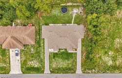 5327 30th Street SW, Lehigh Acres, FL 33973