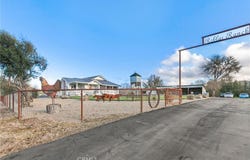 4101 Vineyard Drive, Paso Robles, CA 93446