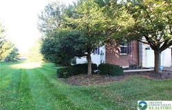 6869 Hunt Drive, Lower Macungie Twp, PA 18062