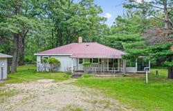 W7772 KJELL Lane, PEMBINE, WI 54156-9616