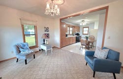 15403 North Street, Mason City, IA 50401
