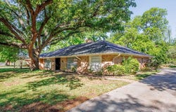 809 Brook Hollow Street, Brownwood, TX 76801