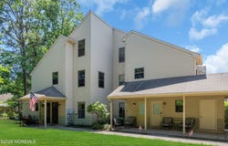 405 Geranium Court, Jackson, NJ 08527