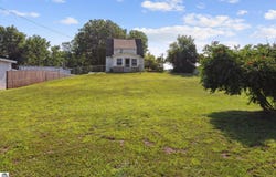 31 E Jackson Road, St Louis, MI 48880