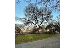 2011 Water St, Bastrop, TX 78602