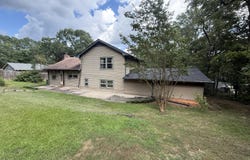 54 Stonewood Forest, Toccoa, GA 30577