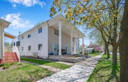 117 S Warren Avenue, Big Rapids, MI 49307