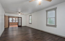1615 W Nichols Street, Springfield, MO 65802