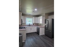 42 Hartley Street, Lapeer, MI 48446