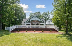 30170 Beeson Street, Dowagiac, MI 49047