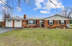 1849 Old Springfield Road, New Holland, OH 43145