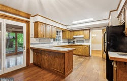 5936 RIVER DR, LORTON, VA 22079