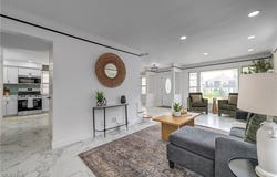 2330 Traymore Road, University Heights, OH 44118