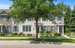 2094 Clover Ridge Drive, Chaska, MN 55318