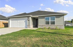 2533 E Foxbury Street, Siloam Springs, AR 72761