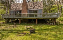 87 E Altdorf Drive, Innsbrook, MO 63390