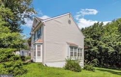 6126 CEDAR POST DRIVE, DISTRICT HEIGHTS, MD 20747