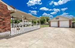 5404 Thunder Ct, Louisville, KY 40272