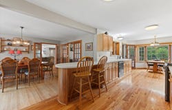 955 Edwards St, Brookfield, WI 53005