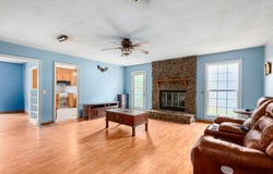 106 E Pondella Dr, Enterprise, AL 36330