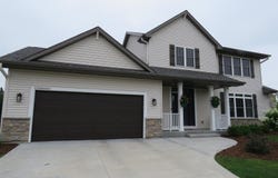 W195n17212 English Oaks Drive, Jackson, WI 53037