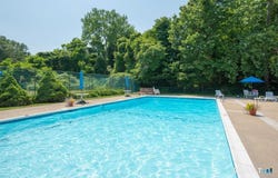112 E Gate Lane, Hamden, CT 06514