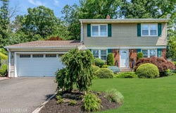 30 Daniel Drive, Matawan, NJ 07747
