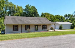 41 Foxtrot Lane, McLemoresville, TN 38235