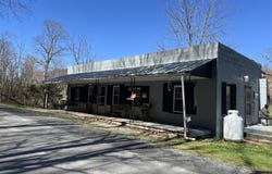 7844 Knobs Rd, Union, WV 24983