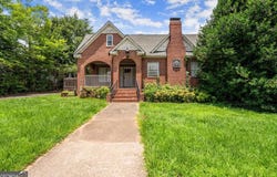 4973 W Broad, Sugar Hill, GA 30518