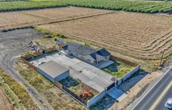 5825 Geer Rd, Hughson, CA 95326