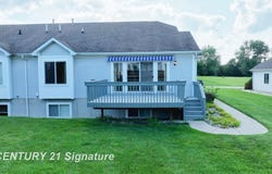 132 Aberdeen, Flushing, MI 48433