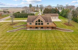 101 E 13th St, IA 50674
