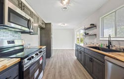 1004  N 30th  ST, Rogers, AR 72756
