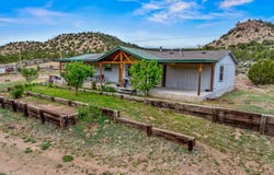 248 State Road 341, La Madera, NM 87539