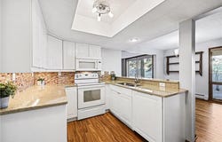 6085 Lincoln Drive, Edina, MN 55436
