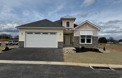 1898 NAPLES CIRCLE, CHAMBERSBURG, PA 17202
