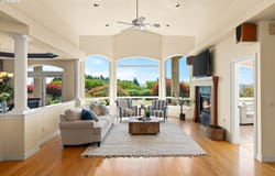 30525 NE CANTER Ln, Sherwood, OR 97140
