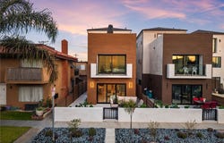 424 20th, Huntington Beach, CA 92648