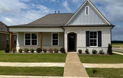 753 Coahoma Court, Nesbit, MS 38651