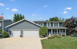 364 Willshire Court NE, Cedar Rapids, IA 52402