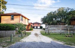 5233 Soundside Dr, Gulf Breeze, FL 32563