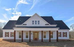 10482 Summerside Dr, Baker, LA 70714