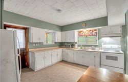 21 Cherry Street, Oneonta, NY 13820
