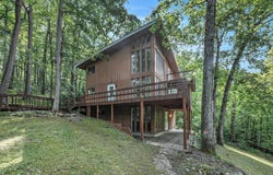 2550 Bewell Avenue SE, Lowell, MI 49331