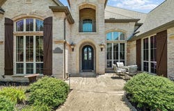 210 Augusta Court, Aledo, TX 76008