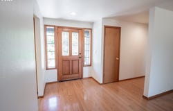 6894 C ST, Springfield, OR 97478