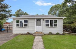 3 Sheffield Street, Warwick, RI 02889